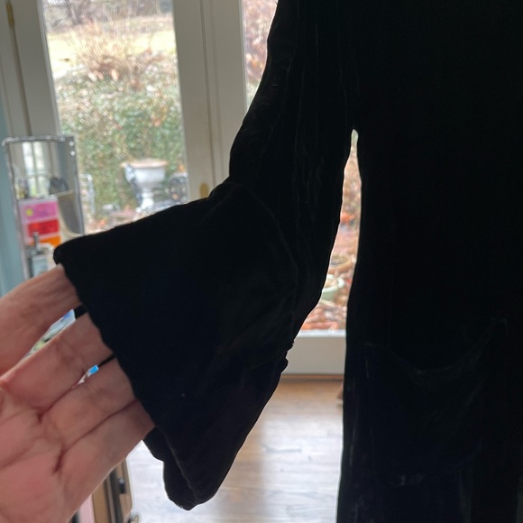 Velvet long duster with fur collar. Large buttons. Beautiful! - Picture 3 of 6